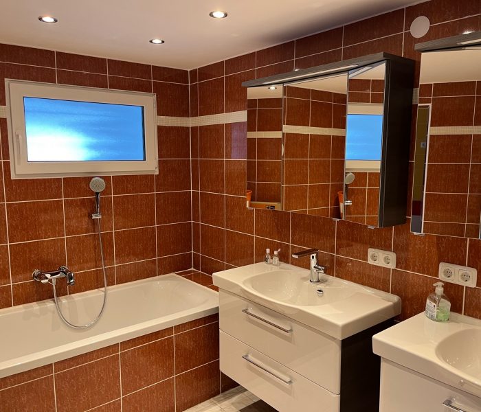 Badezimmer 2 Altbau 4030